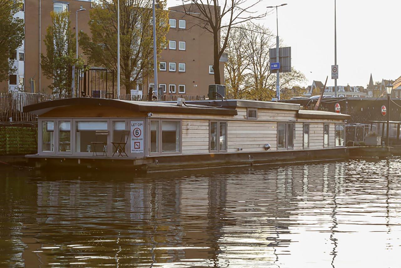 Houseboat Next To Amstel Bed and Breakfast Amsterdam Exteriör bild